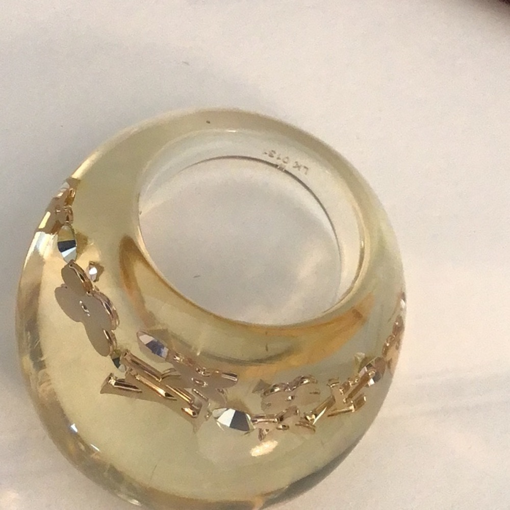 Louis Vuitton Translucent Inclusion Ring - Picture 6 of 9